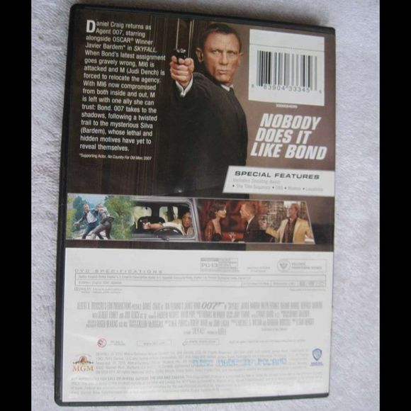 Skyfall 007 James Bond Daniel Craig Ian Fleming Javier Bardem DVD Bundle for $3 - Picture 2 of 6